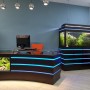 Рабочее место менеджера с растительным аквариумом и флорариумом